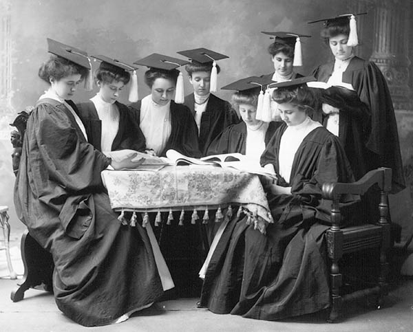 The Oxford College for Women graduating class of 1907 pose for a formal portrait.
